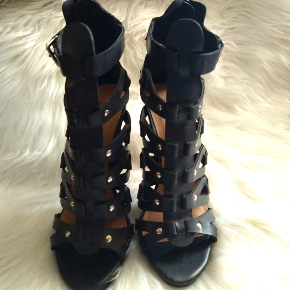 Women's Shoes with High Heels